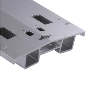 OEM CNC Διάτρηση Τρυπήματος Προσαρμοσμένη Υπηρεσία Κατασκευής Προφίλ Αλουμίνιο